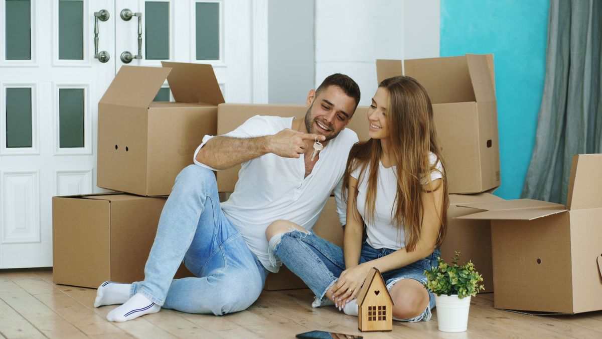 5 essential things to do after moving into a new house